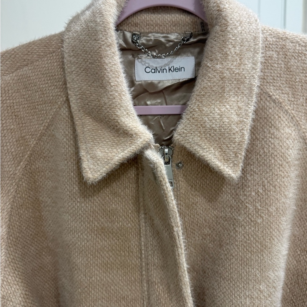 Calvin Klein Women's Cream Teddy Jacket - Picture 3 of 8